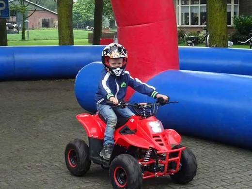Sfeerbeeld van een evenement in de Holterhoek (8)